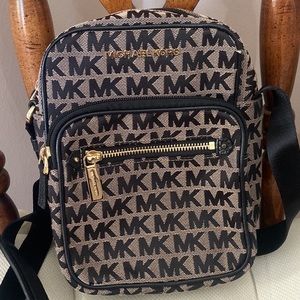Michael Kors Logo Crossbody